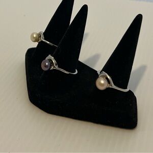 Classic Freshwater Cultured Pearl Dolphin Silver Ring